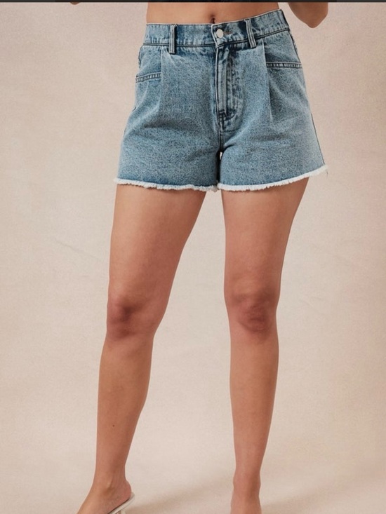 Sunday Edition Pants - Sunday Edition High-Rise Light Blue Denim Shorts with Raw Hem Size Large NWT